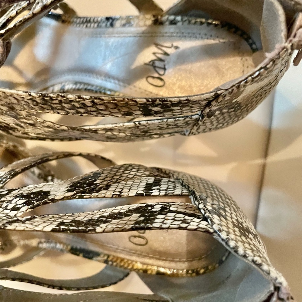 IMPO NWOT Snakeskin Heels with Cross Straps and back zipper